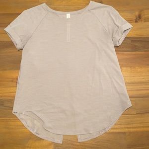Lululemon Tie T-shirt